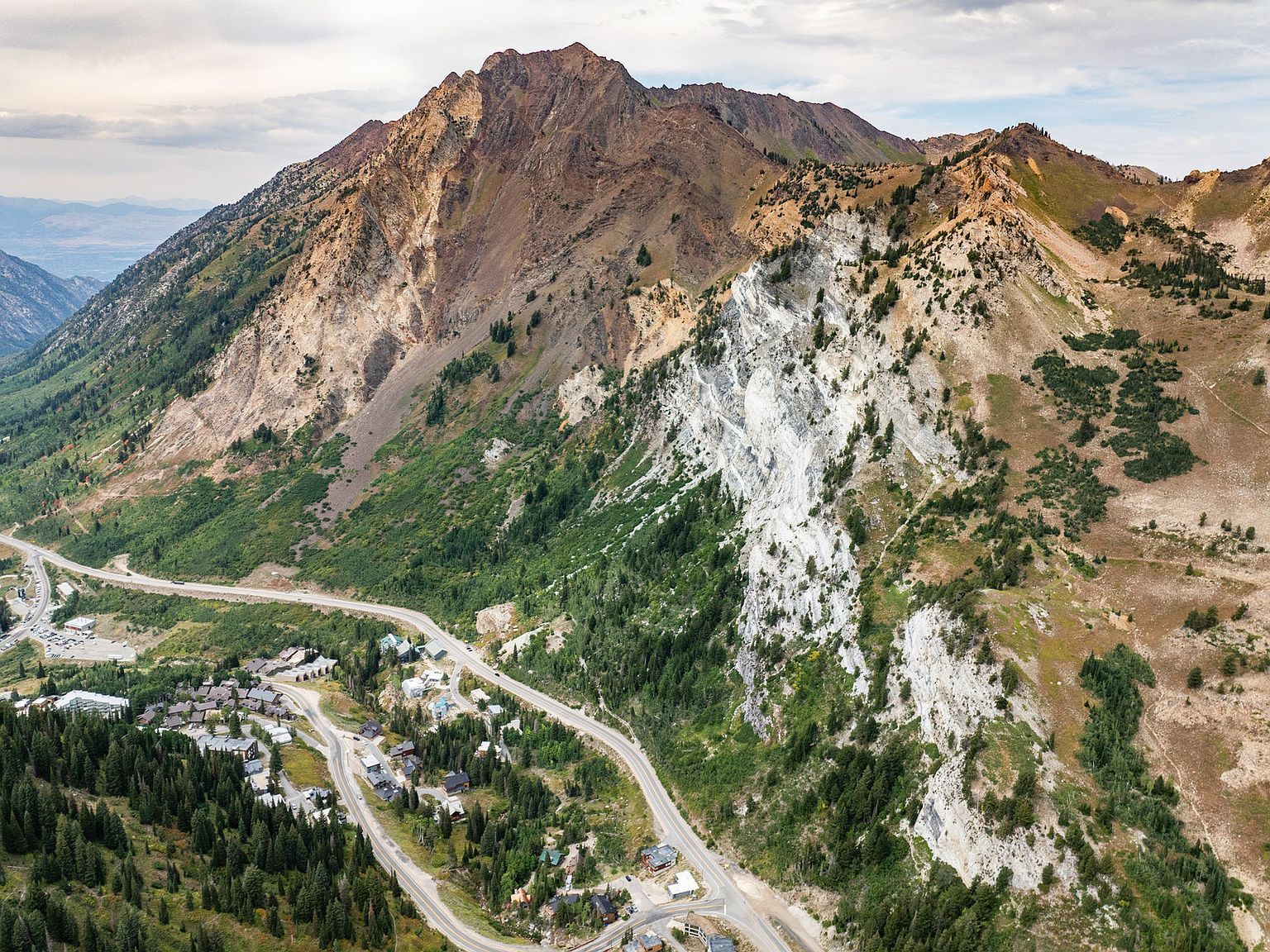 9876 E Little Cottonwood Rd Sandy, UT 84092 - Thumbnail 5