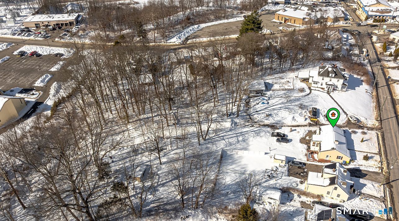 136 Pearl Lake Rd Waterbury, CT 06706 - Thumbnail 5