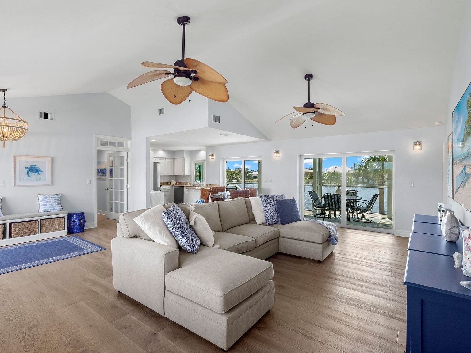 3311 Twin Lakes Ln Sanibel, FL 33957 - Thumbnail 5