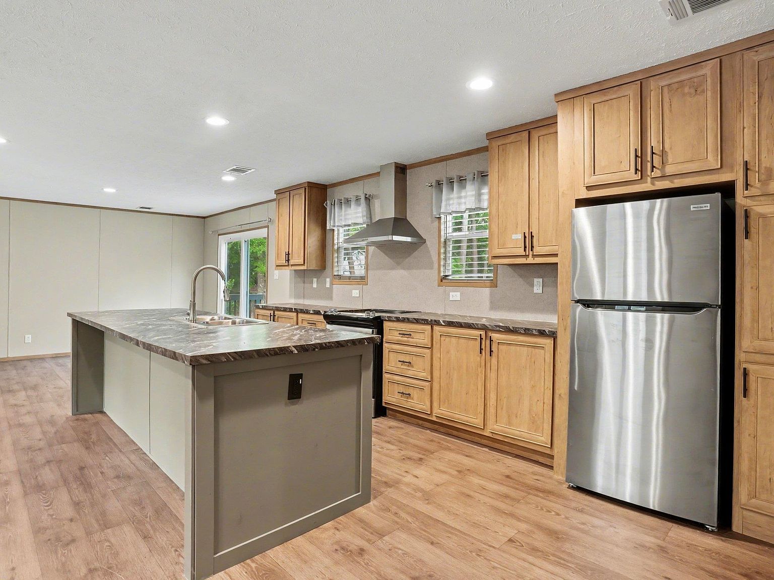 335 Ridgewood Dr NW Calabash, NC 28467 - Thumbnail 5