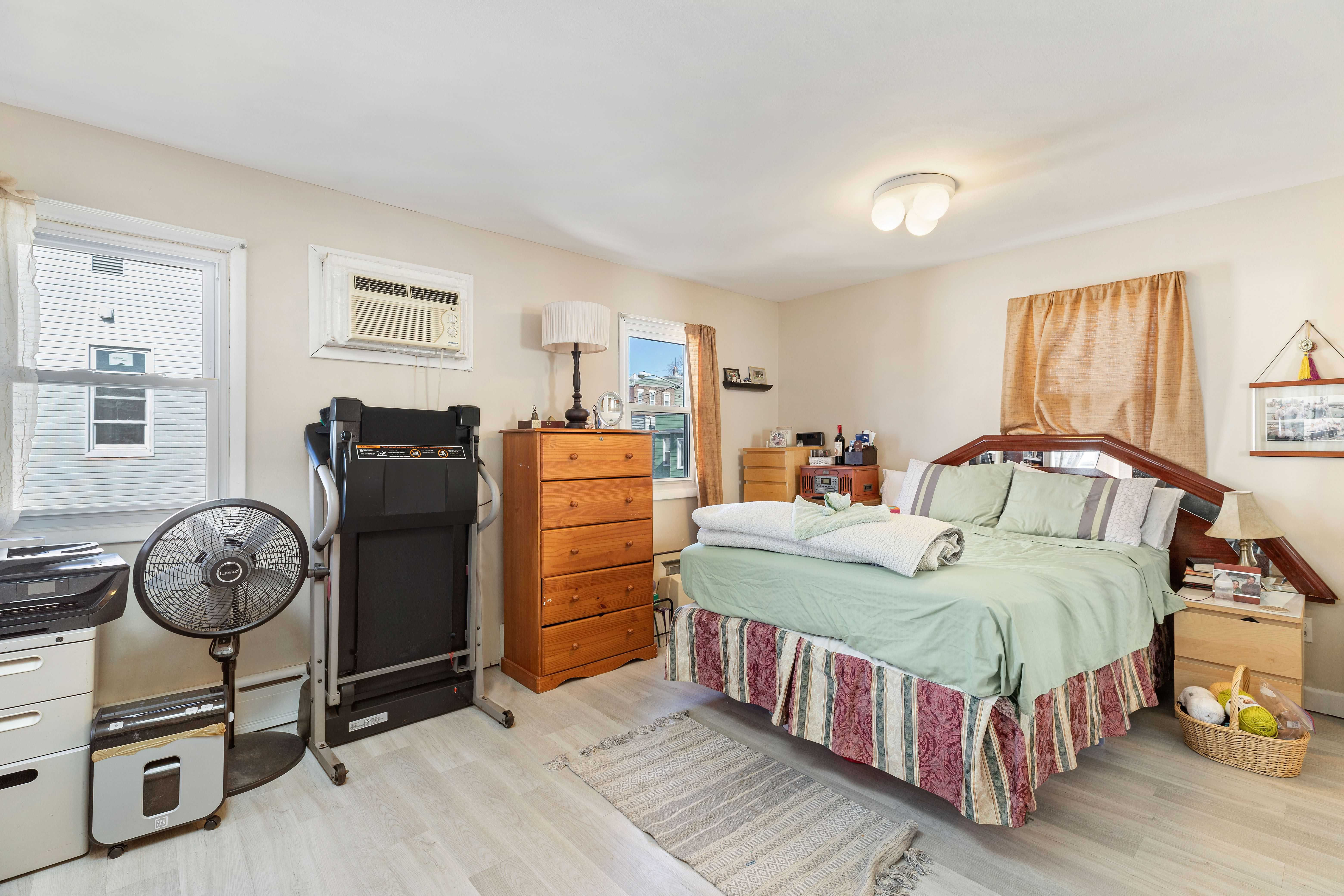 1302 85th Street, North Bergen, NJ, USA, 7047 - Thumbnail 5