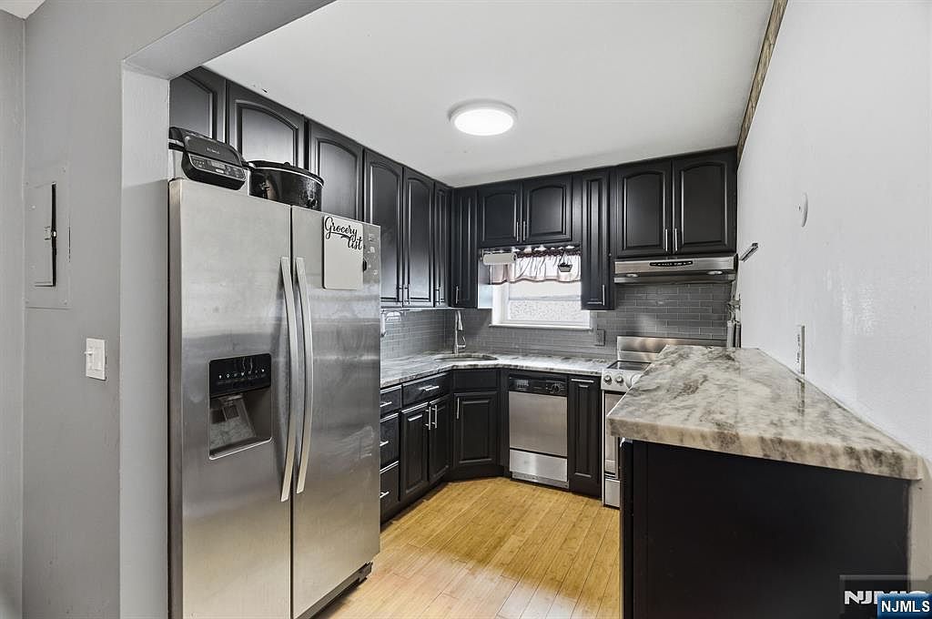 205 Bergen Tpke APT 2G Ridgefield Park, NJ 07660 - Thumbnail 5