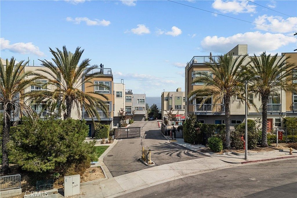 2753 Waverly Dr APT 705 Los Angeles, CA 90039 - Thumbnail 5