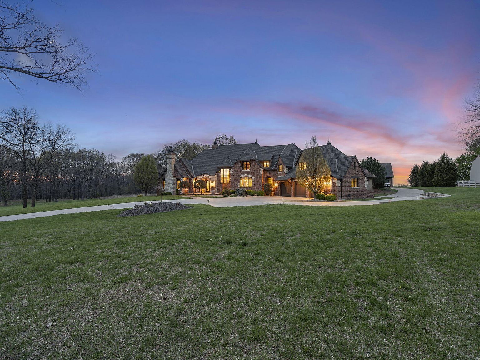 845 W Farm Road 96 Springfield, MO 65803 - Thumbnail 5