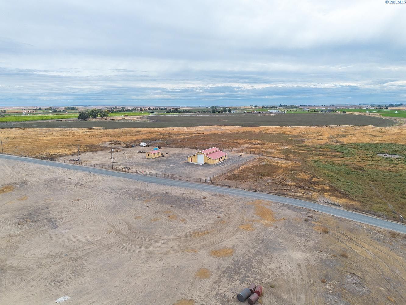 321 Kent Way Eltopia, WA 99330 - Thumbnail 5