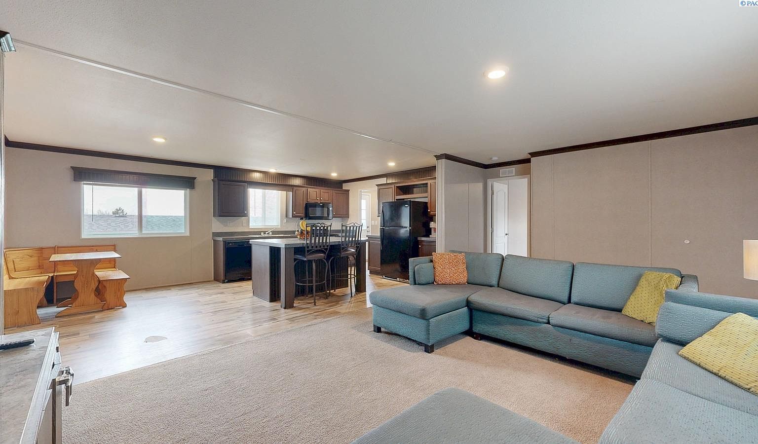 635 Lonetree Ln Richland, WA 99352 - Thumbnail 5