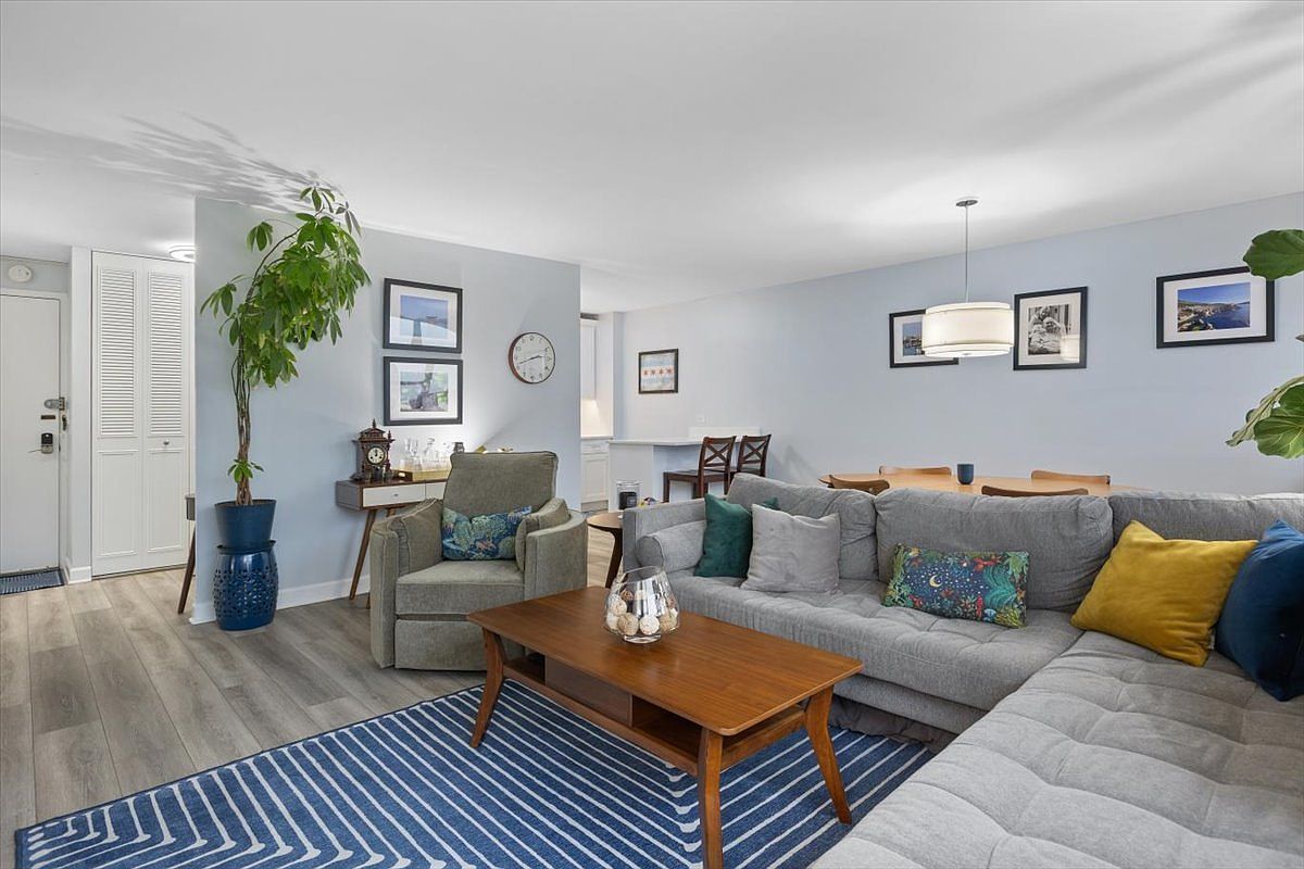 4250 N Marine Dr APT 906 Chicago, IL 60613 - Thumbnail 5