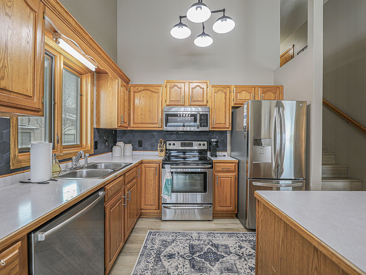 2972 Ontario Ln Bismarck, ND 58503 - Thumbnail 5