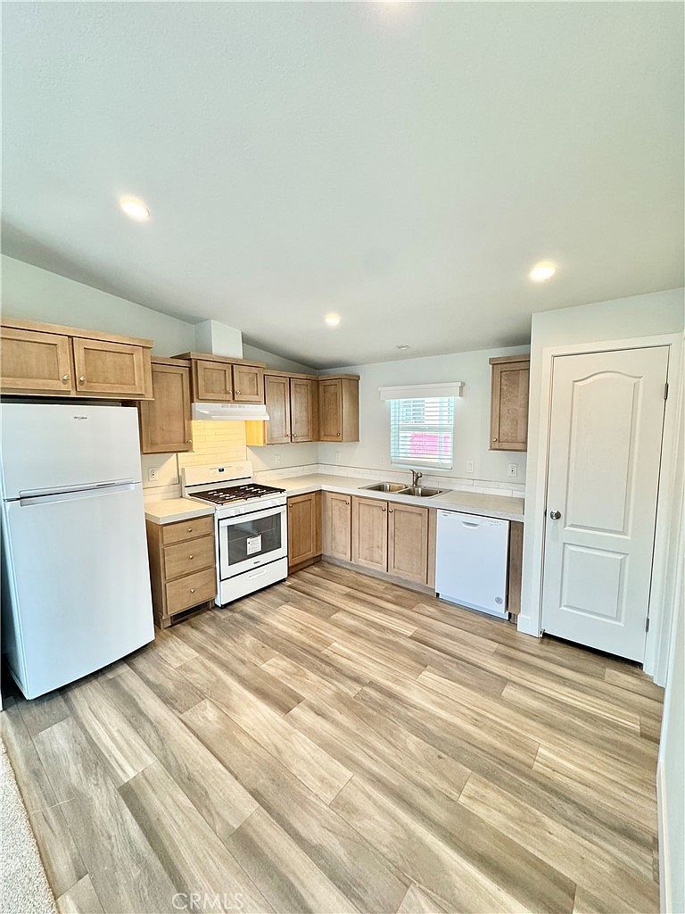 1134 Villa Calimesa Ln SPACE 18 Calimesa, CA 92320 - Thumbnail 5