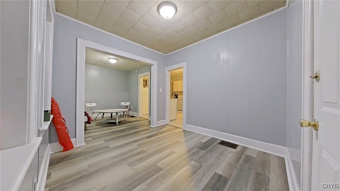 418 Bacon St Utica, NY 13501 - Thumbnail 5