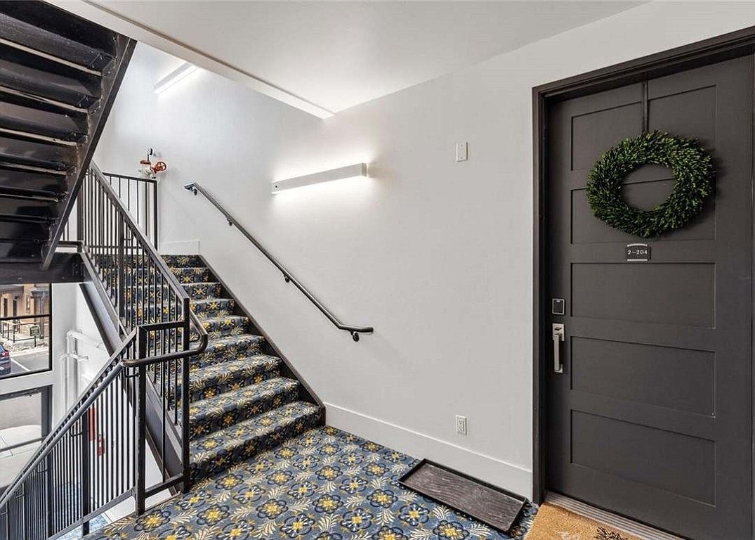 1070 Blue River Pkwy #204 Silverthorne, CO 80498 - Thumbnail 5