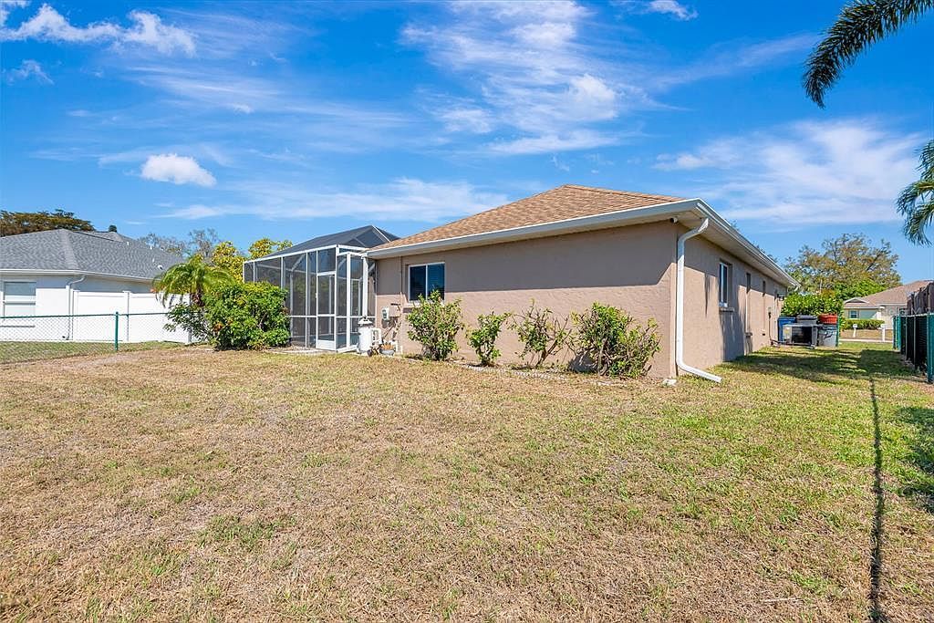 810 McArthur Ave Sarasota, FL 34243 - Thumbnail 5