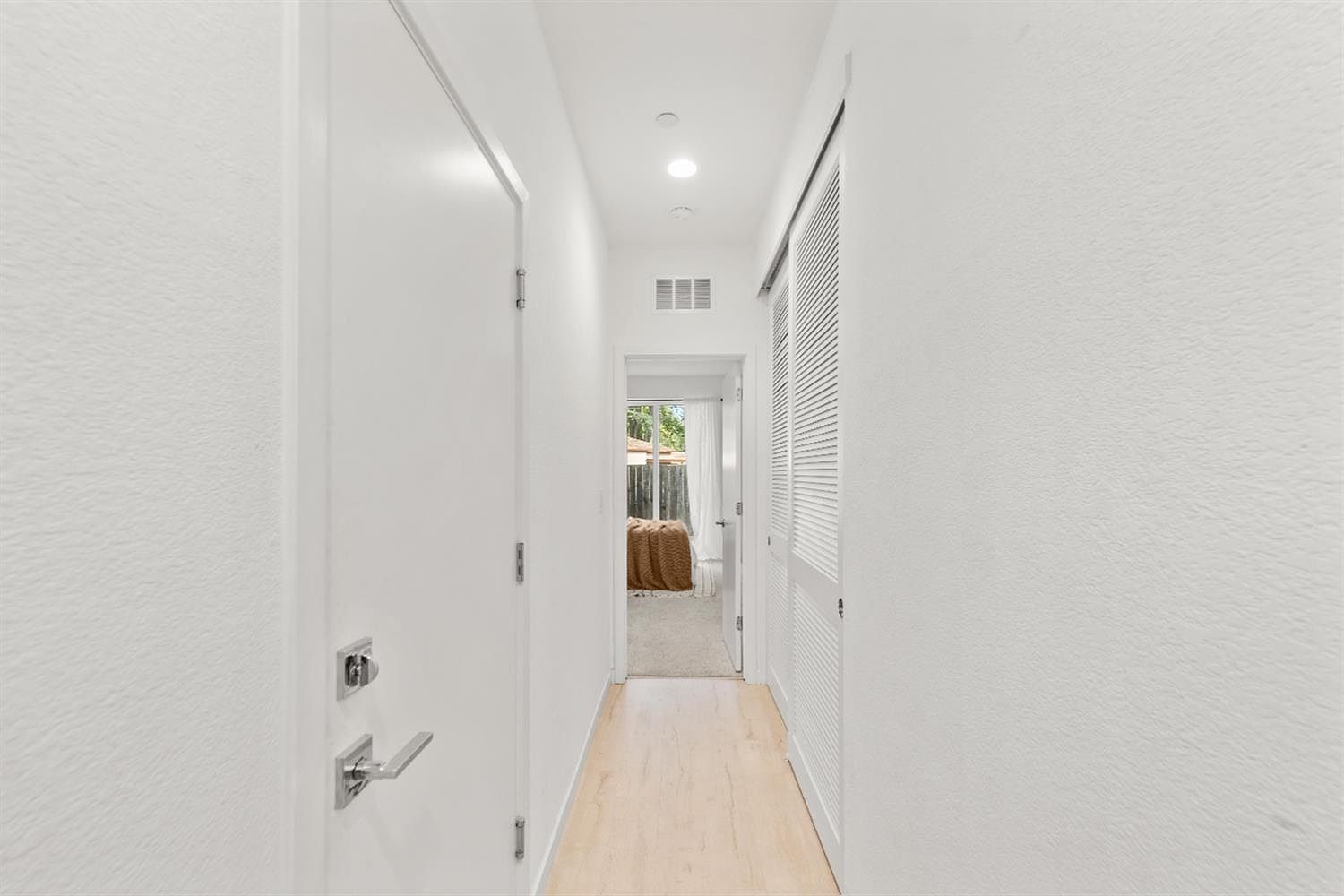 392 Midstream Ln West Sacramento, CA 95605 - Thumbnail 5