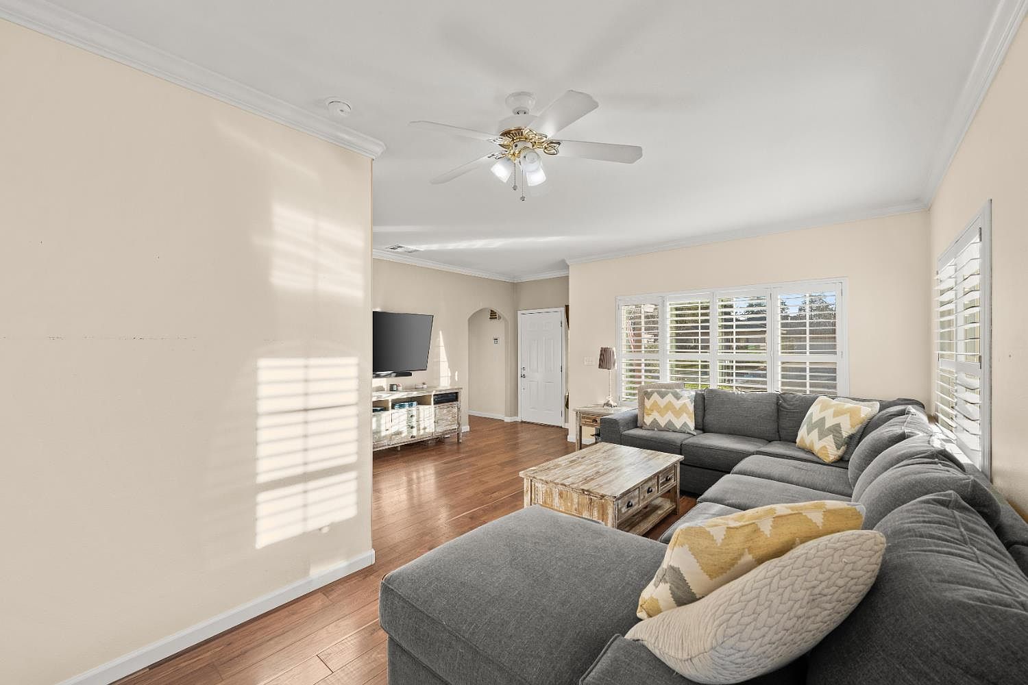 5001 Boyd Dr Carmichael, CA 95608 - Thumbnail 5