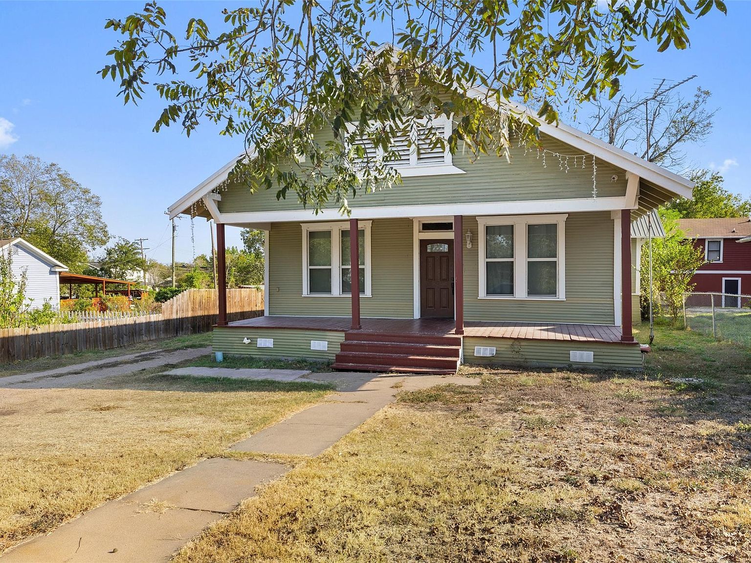 707 W 7th St Taylor, TX 76574 - Thumbnail 5