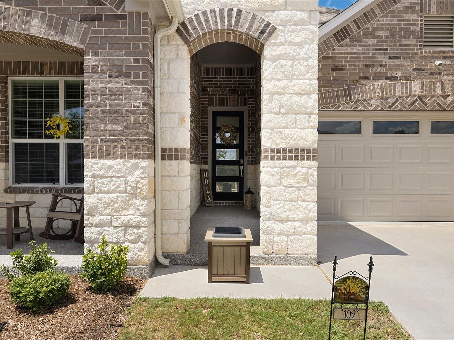 109 Rambling Rapids Dr Georgetown, TX 78628 - Thumbnail 5