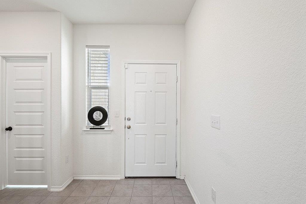 218 Summit Dr Lockhart, TX 78644 - Thumbnail 5