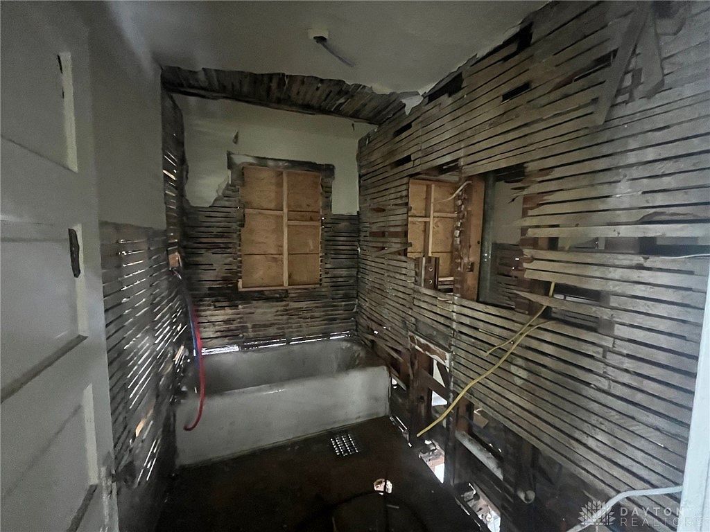 120 Marathon Ave Dayton, OH 45405 - Thumbnail 5