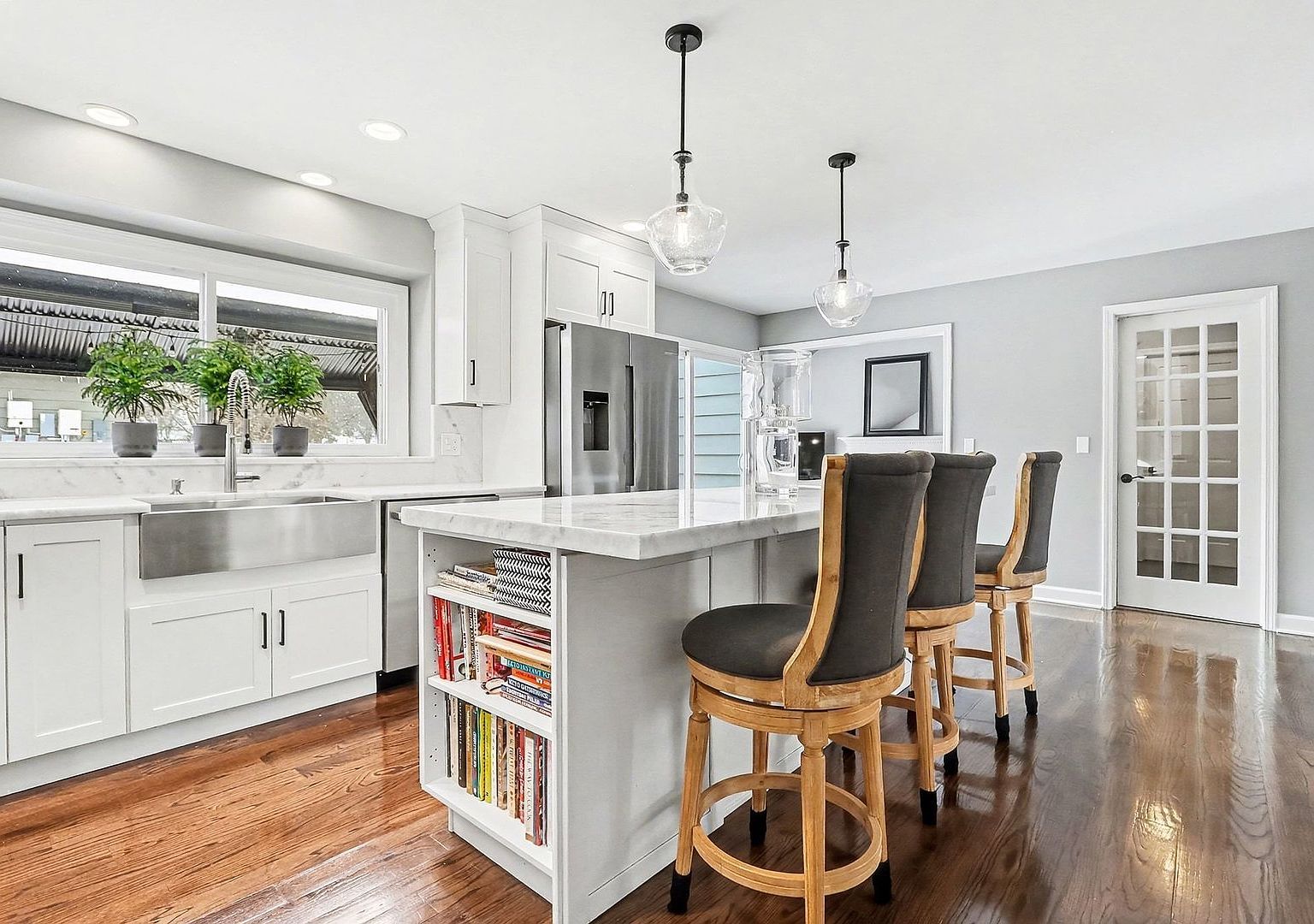 25W313 Mayflower Ave Naperville, IL 60540 - Thumbnail 5