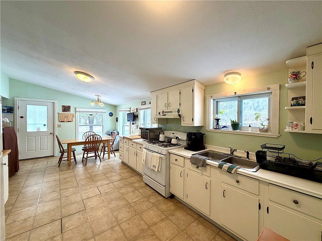 917 County Road 16 Beaver Dams, NY 14812 - Thumbnail 5