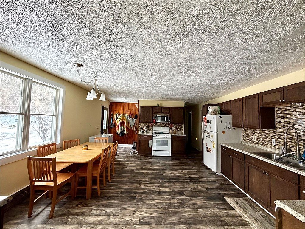 1871 Chapman Rd Millport, NY 14864 - Thumbnail 5