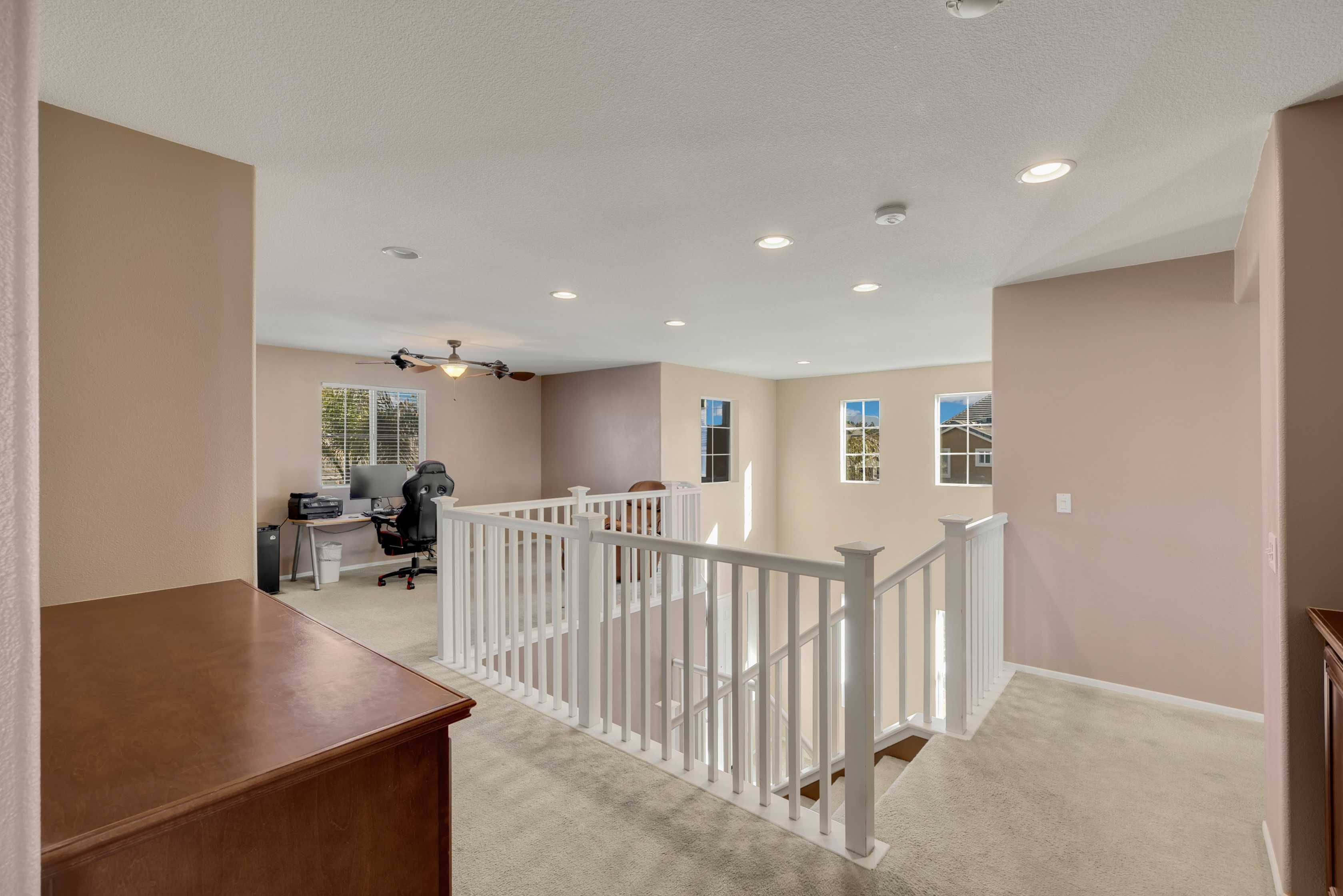 1441 Redwood Street - Thumbnail 5