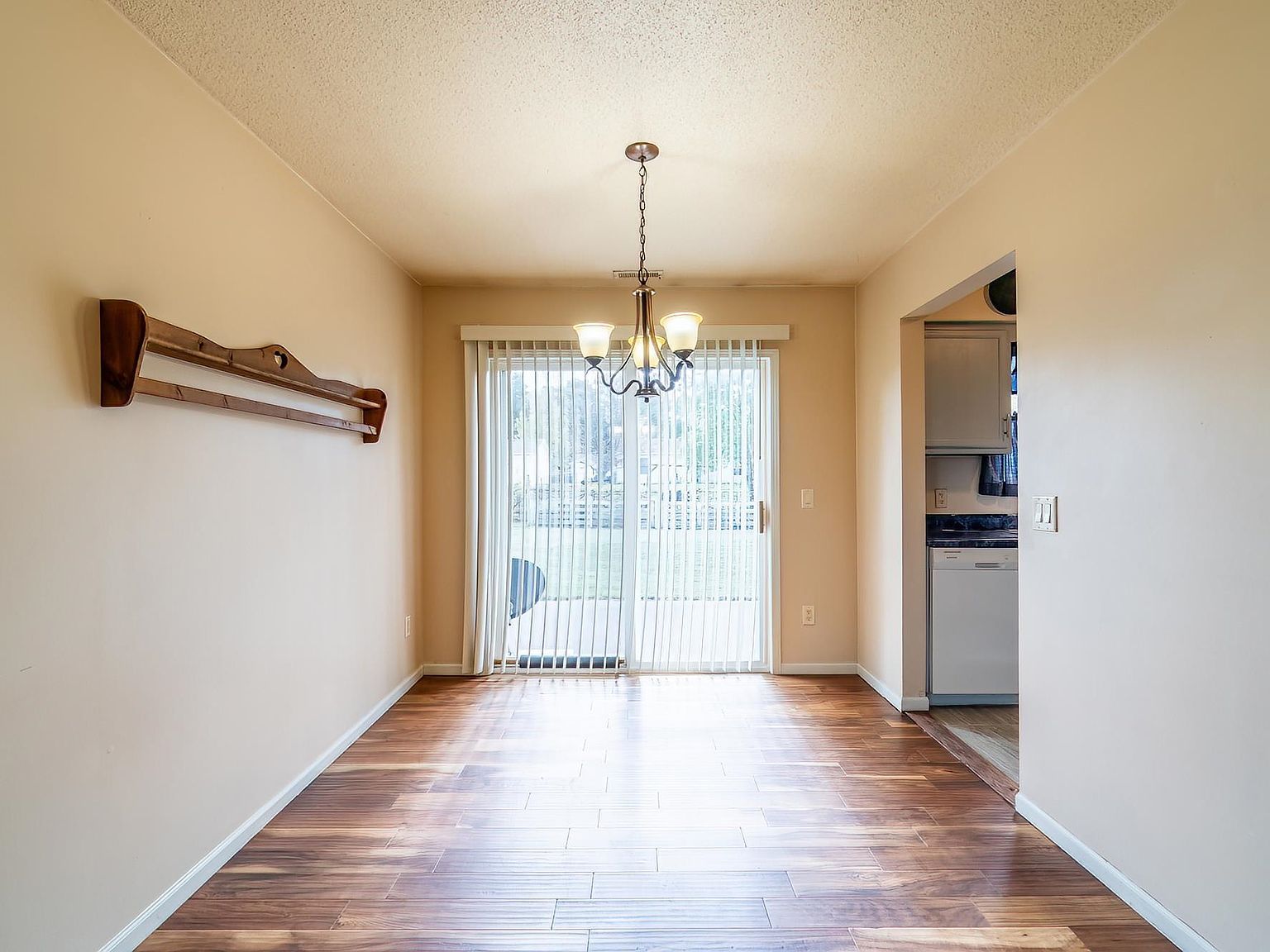 603 Follett Ln Fremont, IN 46737 - Thumbnail 5