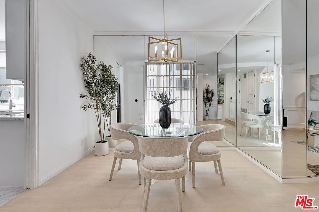 10531 Ashton Ave APT 201 Los Angeles, CA 90024 - Thumbnail 5