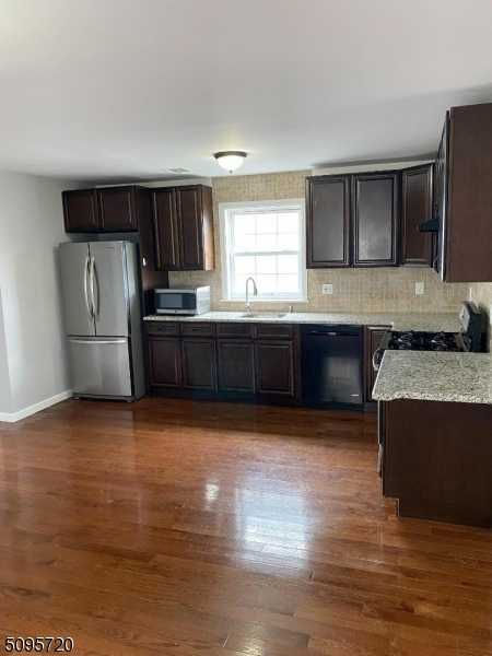 715 Summer Street, Elizabeth, NJ, USA, 7202 - Thumbnail 5