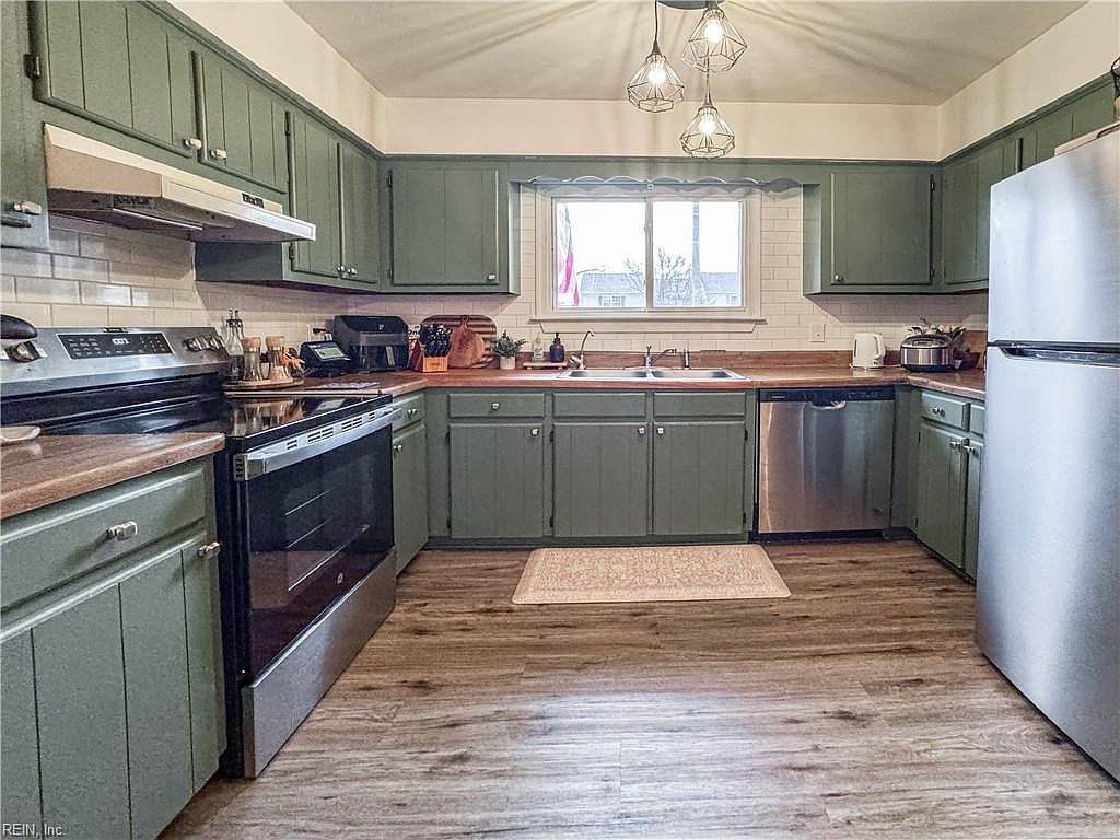 800 Sutherland Arch Chesapeake, VA 23320 - Thumbnail 5