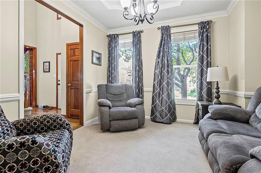 6115 W 157th St Overland Park, KS 66223 - Thumbnail 5