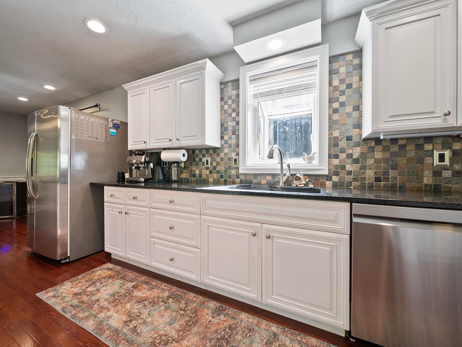 69 Heather Cir Auburn, NH 03032 - Thumbnail 5