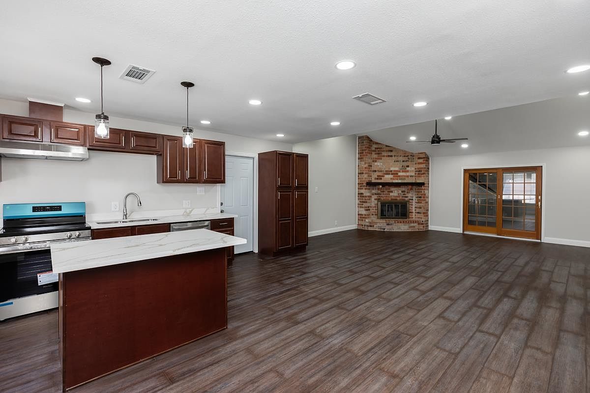 8502 Lynwood Ln Port Arthur, TX 77642 - Thumbnail 5