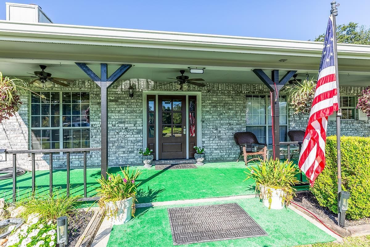 2605 N 10th St Orange, TX 77630 - Thumbnail 5