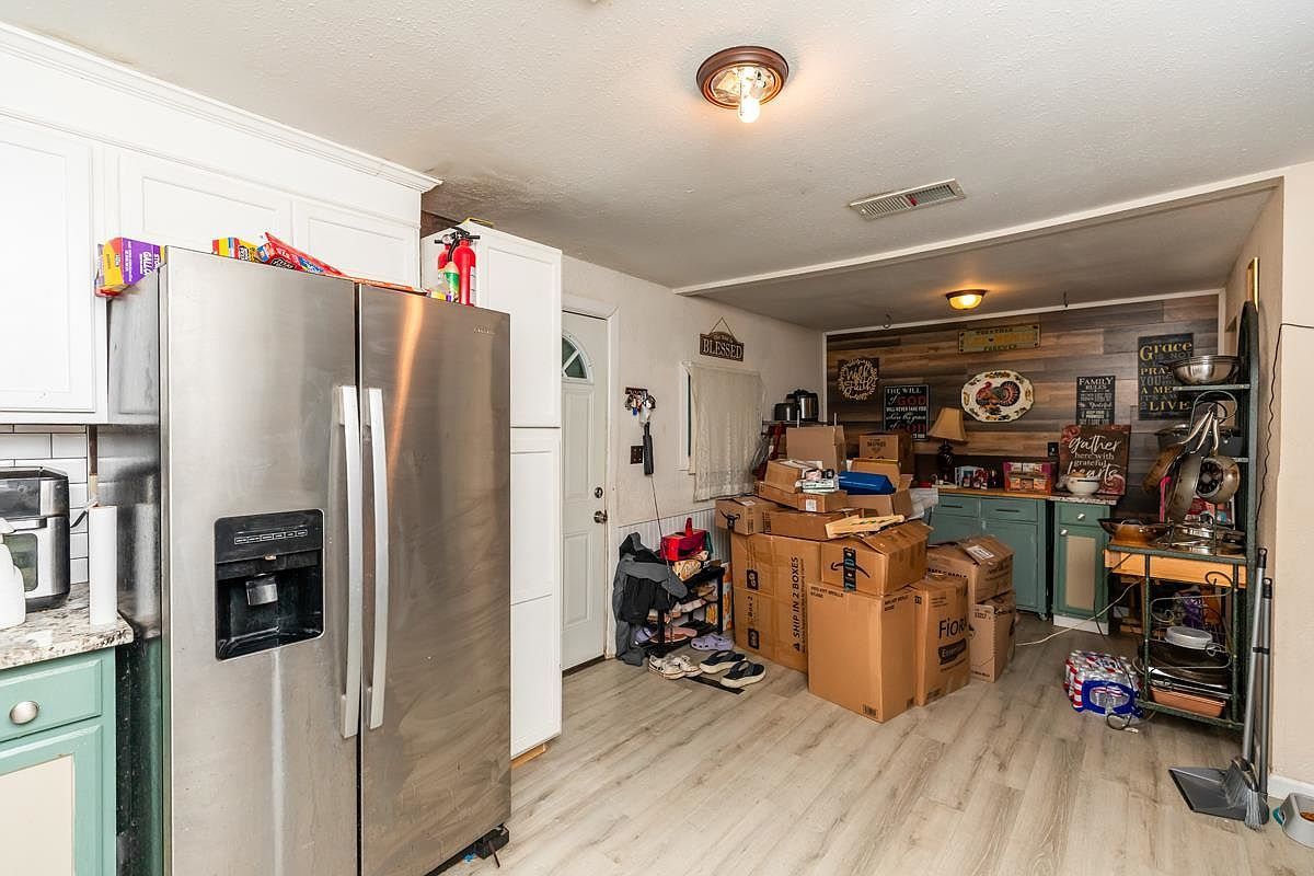 370 N Meeker Rd Beaumont, TX 77713 - Thumbnail 5
