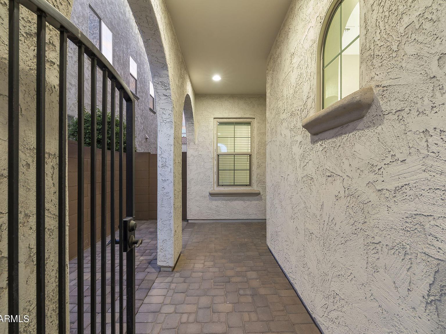 3511 E Crest Ln Phoenix, AZ 85050 - Thumbnail 5