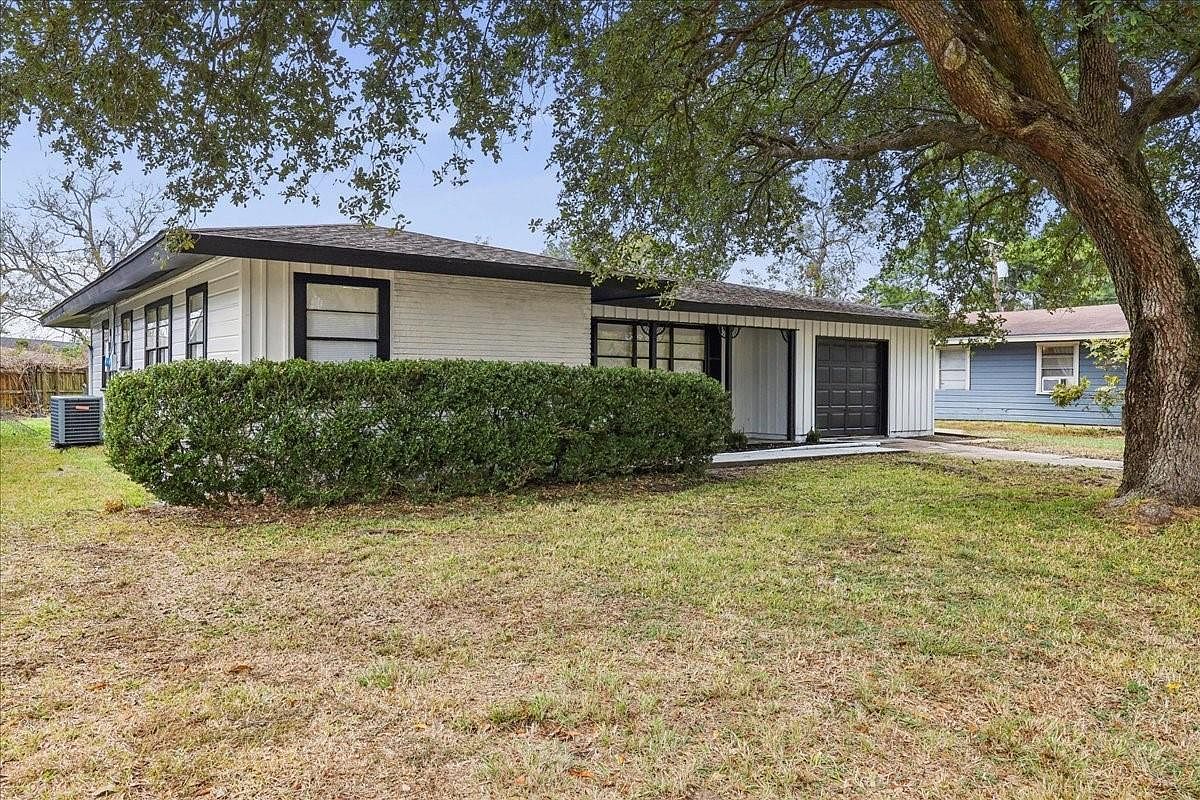 855 Carolina Dr Bridge City, TX 77611 - Thumbnail 5