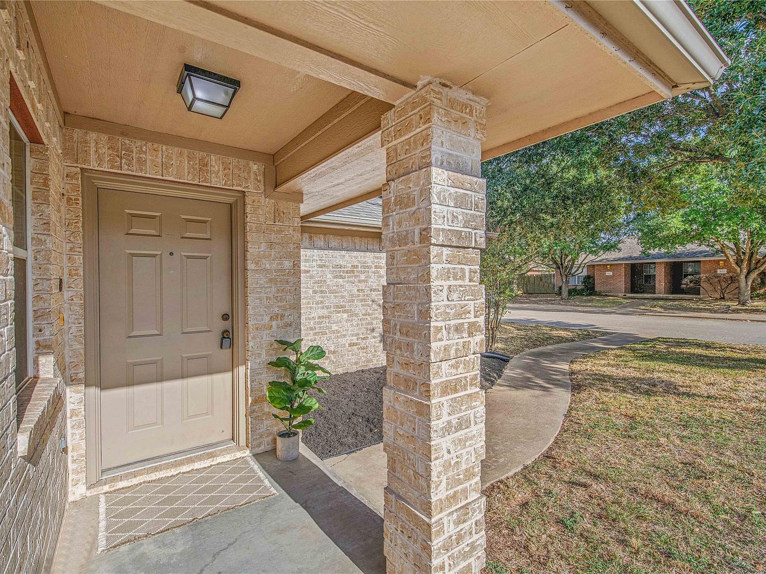 901 Crepe Myrtle St College Station, TX 77845 - Thumbnail 5