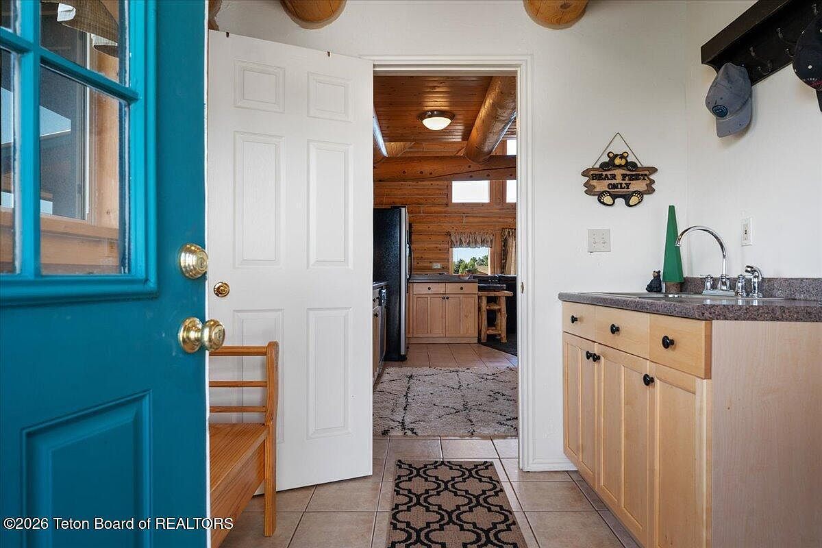 1102&1108 Pine View Ln Driggs, ID 83422 - Thumbnail 5