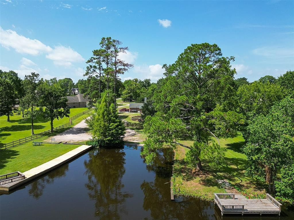 1572 Emerald Lakes Dr Willis, TX 77378 - Thumbnail 5