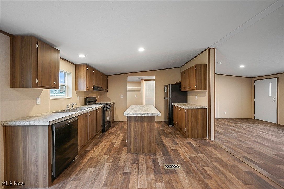 541 Lincoln Ave Struthers, OH 44471 - Thumbnail 5