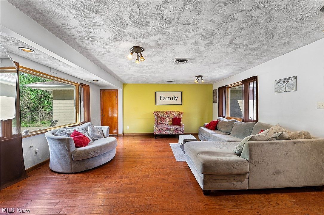 1257 Adler St East Liverpool, OH 43920 - Thumbnail 5