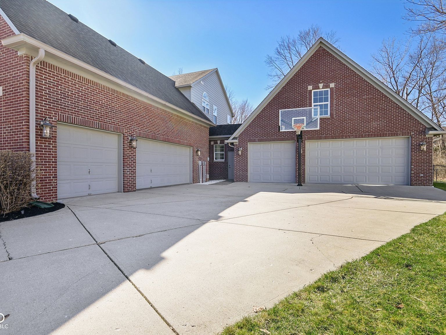 8549 Plantain Ct Indianapolis, IN 46278 - Thumbnail 5