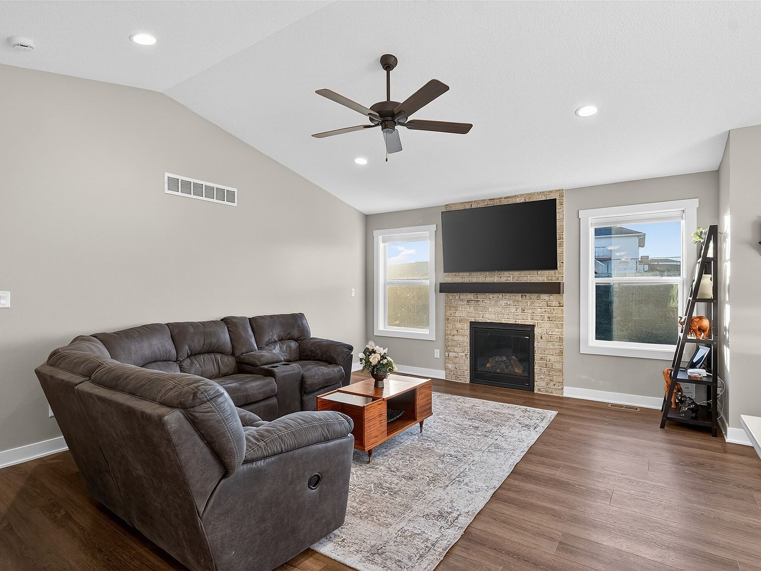 2617 S 8th St Marshalltown, IA 50158 - Thumbnail 5