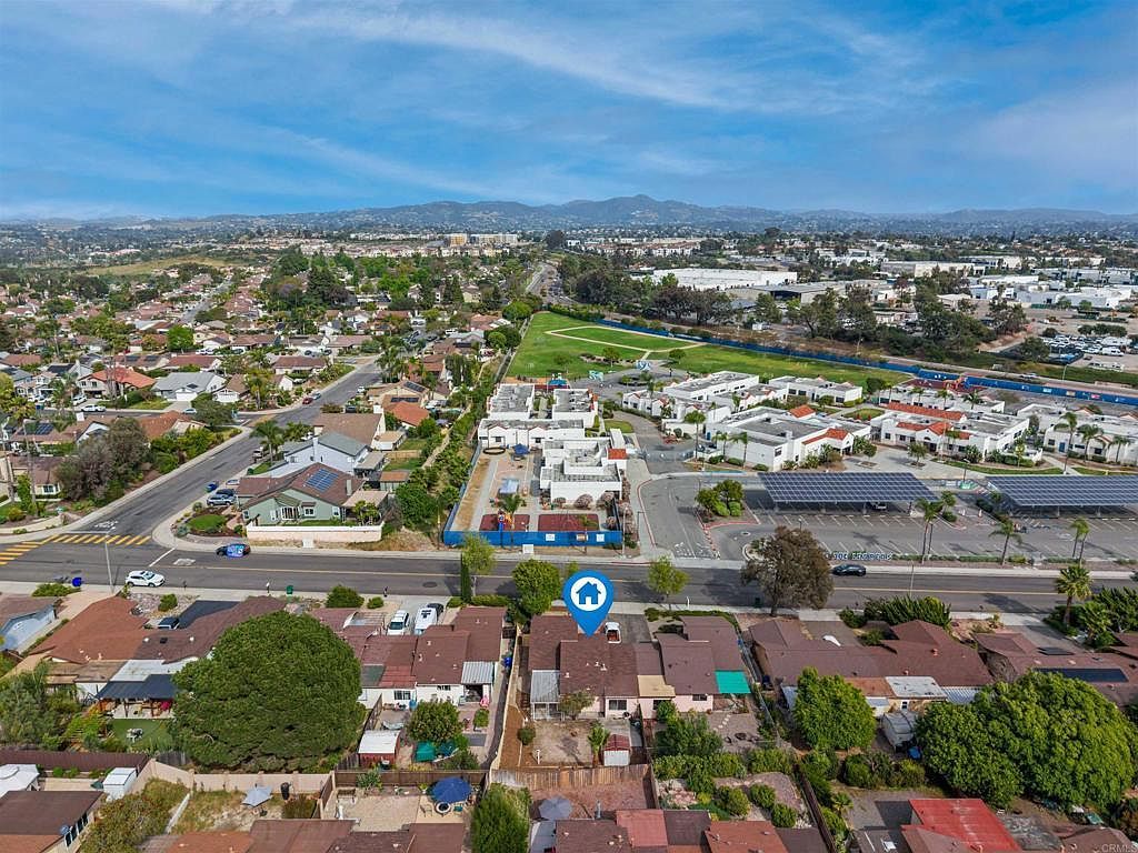 1521 Temple Heights Dr Oceanside, CA 92056 - Thumbnail 5