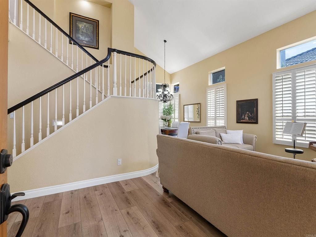 4907 Bella Collina St Oceanside, CA 92056 - Thumbnail 5