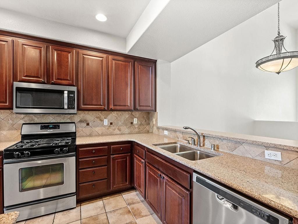 8877 Tribeca Cir San Diego, CA 92123 - Thumbnail 5