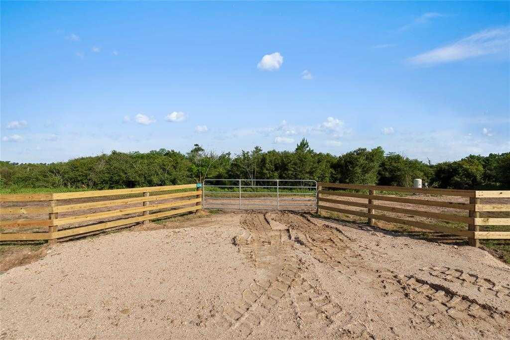 1316 Piney Woods Road, Alleyton, Texas 78935, USA, TX - Thumbnail 5