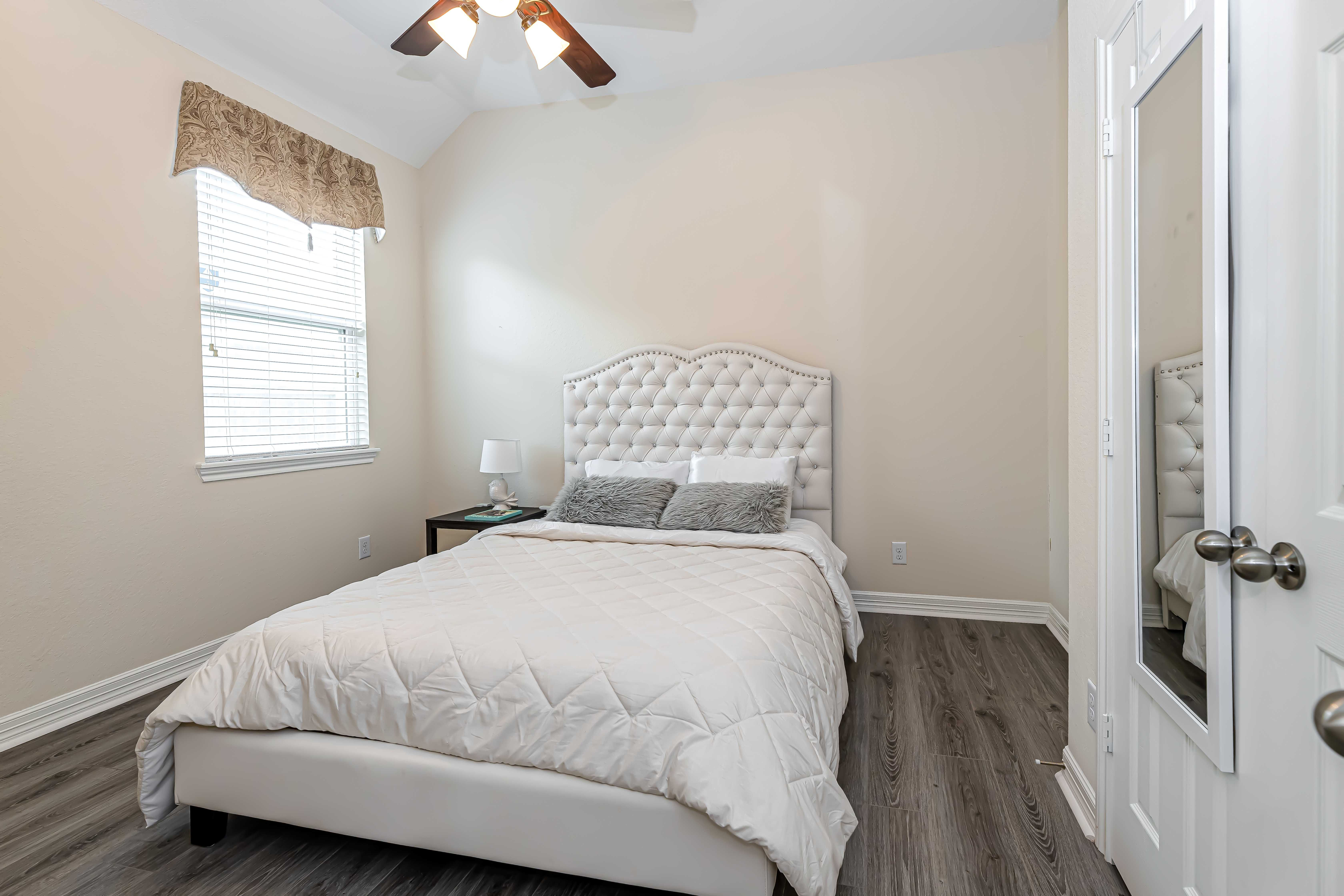 1218 Creekmist Court, Katy, TX, USA, 77494 - Thumbnail 5