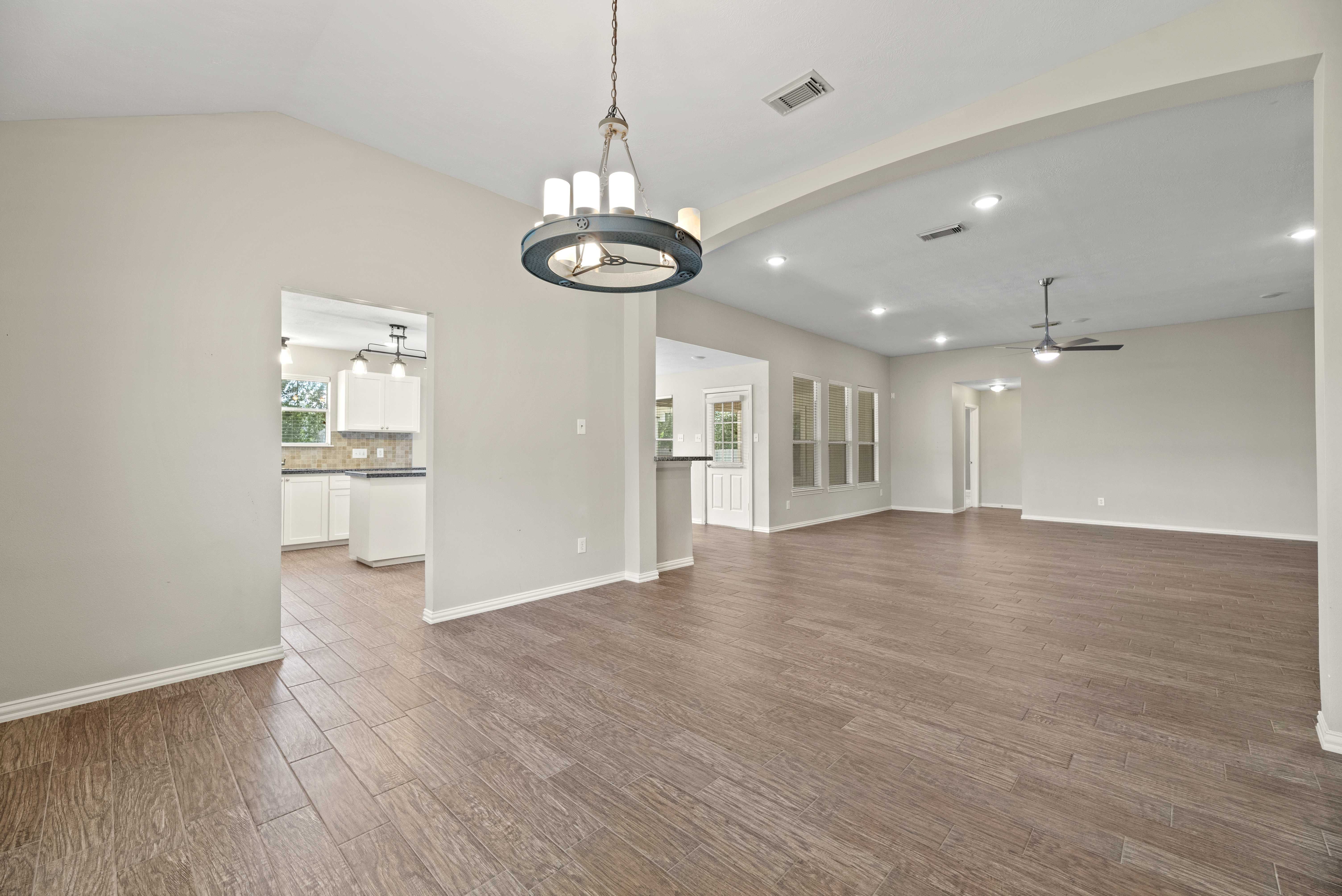 5937 Whispering Lakes Drive, Katy, TX, USA, 77493 - Thumbnail 5